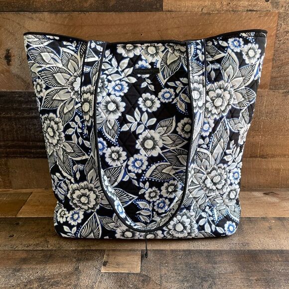 Vera Bradley Signature Iconic Tote Bag In Snow Lotus New Without Tags - Picture 2 of 15